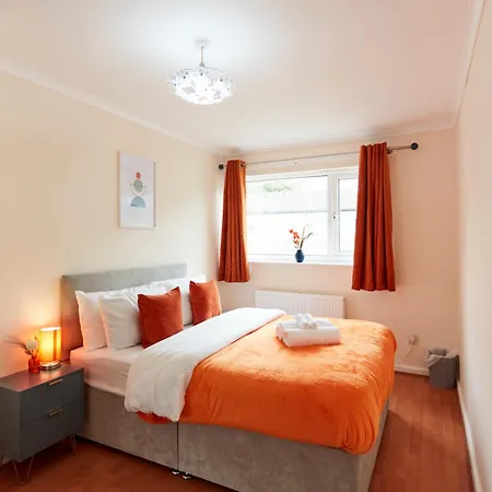 The Oasis Near Centre